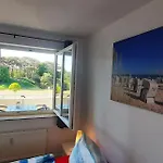 Ferienwohnung Wellenreiter 200 M Zum Strand Fewo Strandnah Mit Balkon Parkplatz Wlan