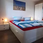 Apartman Ferienwohnung Wellenreiter 200 M Zum Strand Fewo Strandnah Mit Balkon Parkplatz Wlan