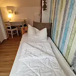 Ferienwohnung Wellenreiter 200 M Zum Strand Fewo Strandnah Mit Balkon Parkplatz Wlan