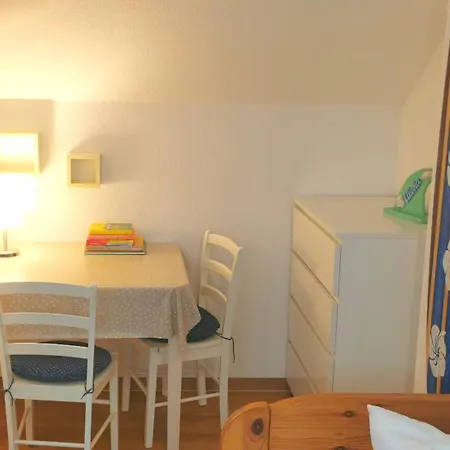 Wellenreiter Usedom 200 M Zum Mit Balkon Parkplatz Wlan * Karlshagen