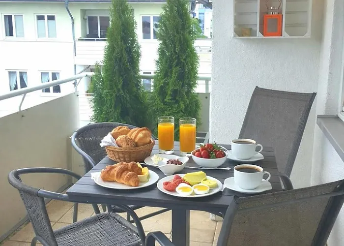 Ferienwohnung Wellenreiter 200 M Zum Strand Fewo Strandnah Mit Balkon Parkplatz Wlan شقة Karlshagen